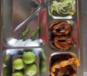 Món ăn khay mẫu số 17